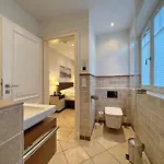 Elisabethstrasse 18, Whg 2 * فيسترلاند